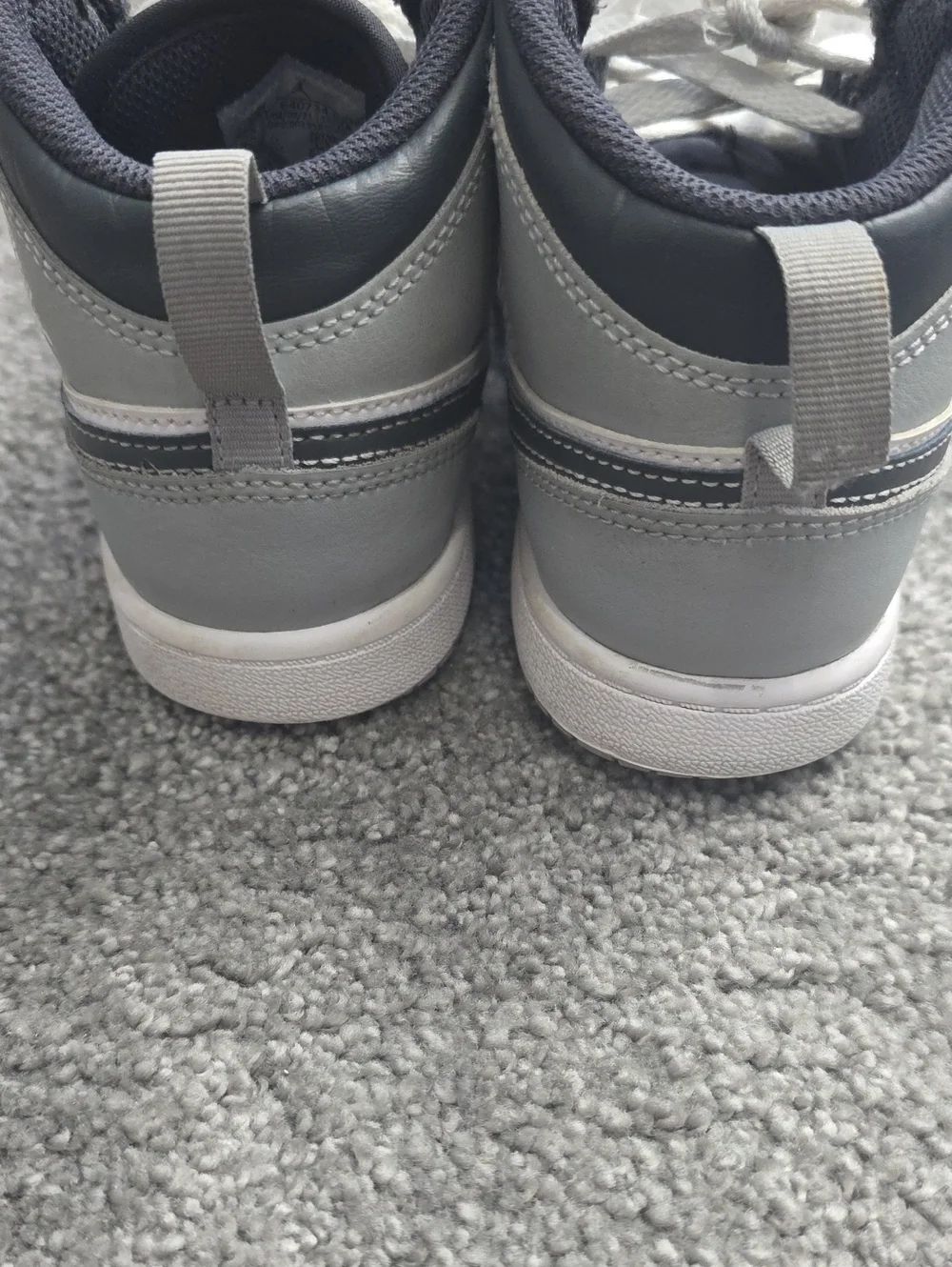 Nike smoke grey